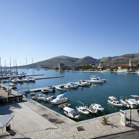 Apartments Riva Trogir Zewnętrze zdjęcie