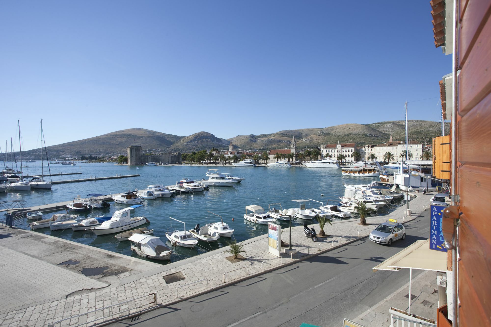 Apartments Riva Trogir Zewnętrze zdjęcie